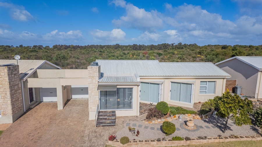 3 Bedroom Property for Sale in Heiderand Western Cape